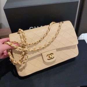 Chanel classic double flap medium beige lambskins vintage Rare!